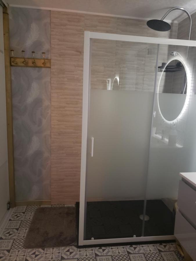 Appartement Miss G'Ainguette à Guereins Extérieur photo