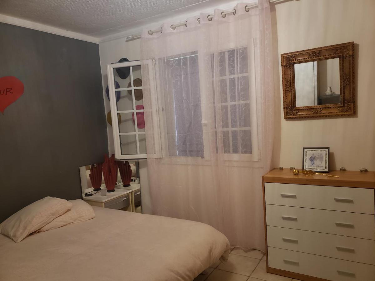 Appartement Miss G'Ainguette à Guereins Extérieur photo