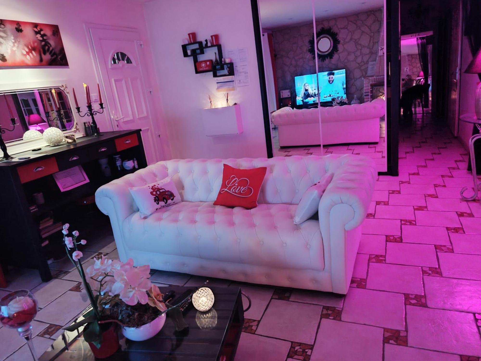 Appartement Miss G'Ainguette à Guereins Extérieur photo